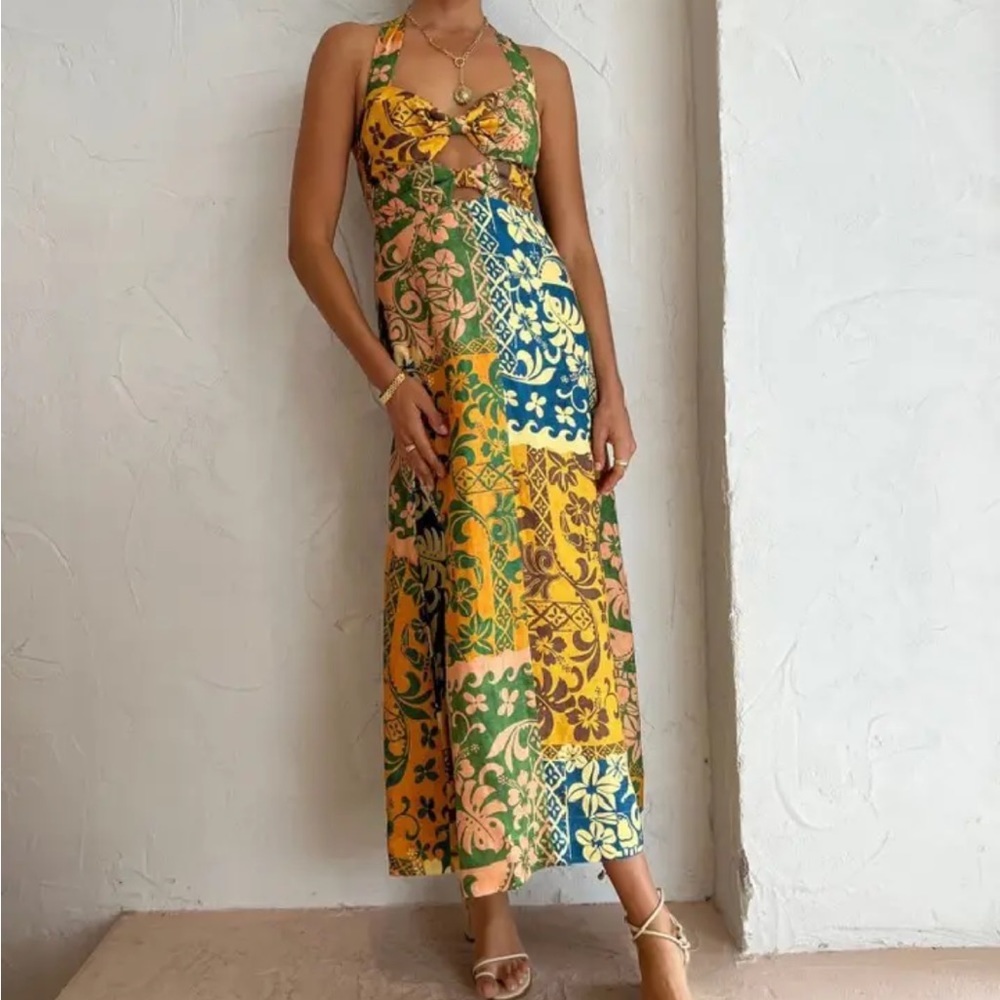 Alexia Printed Cut Out Halter Backless A-Line Midi Dress - Picture 2 of 8